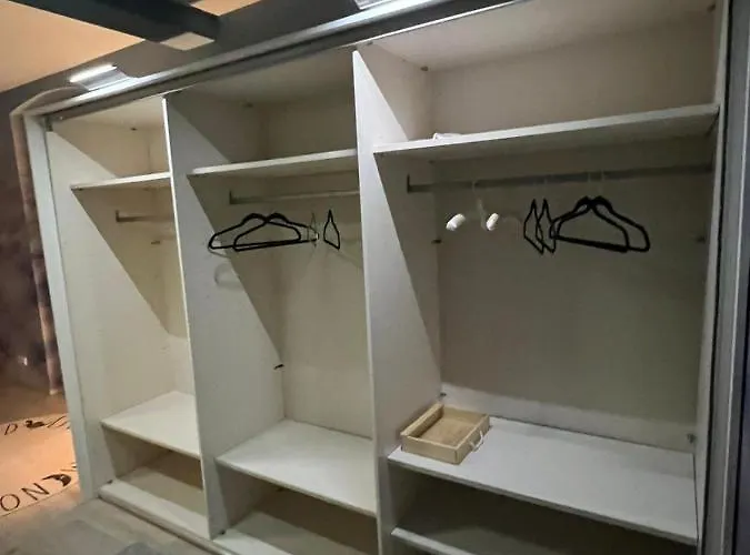 Luxury Gemuetliche In Eigelstein קלן